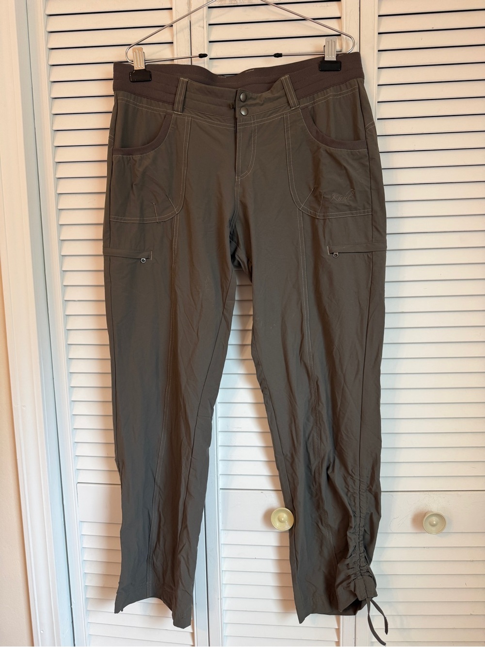 Kuhl Durango Runched Leg Stretch Waist Performance Hiking Pants Size 12 Outdoors
